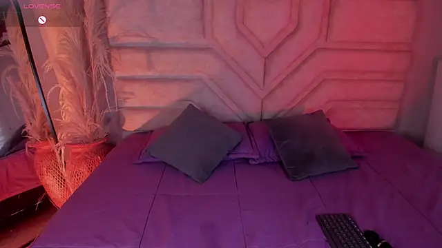 Rebeca Williams  online show from 14, 1, 2026