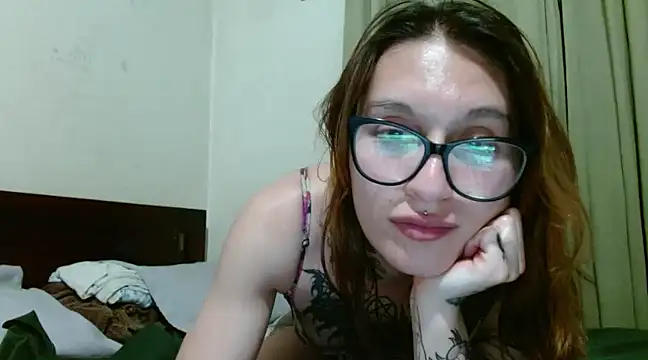 kittenlizz online show from 24, 12, 2024