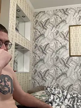 LushLuna online show from 16, 1, 2025