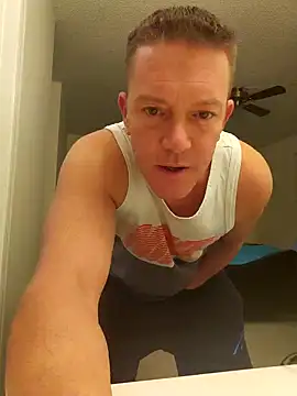 Bigtater1999 online show from 9, 10, 2025