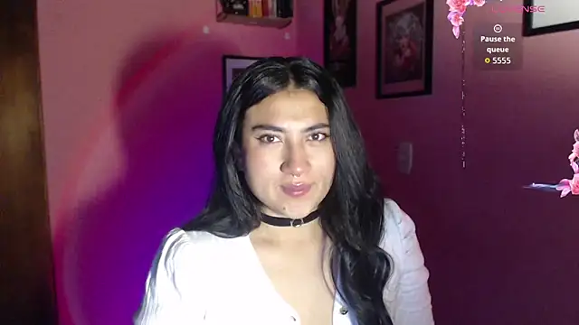 bunnyemilyrose36 online show from 6, 11, 2025