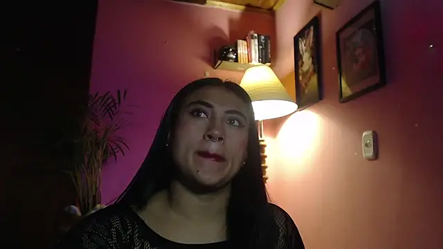 bunnyemilyrose36 online show from 23, 12, 2025