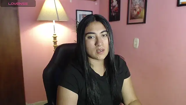 bunnyemilyrose36 online show from 5, 5, 2026
