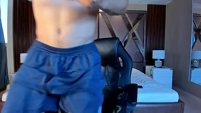 Aaron Scoot online show from 5, 12, 2024