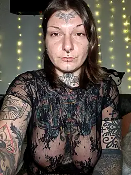 lizzardqueeen online show from 22, 12, 2025