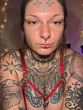 lizzardqueeen online show from 23, 3, 2026