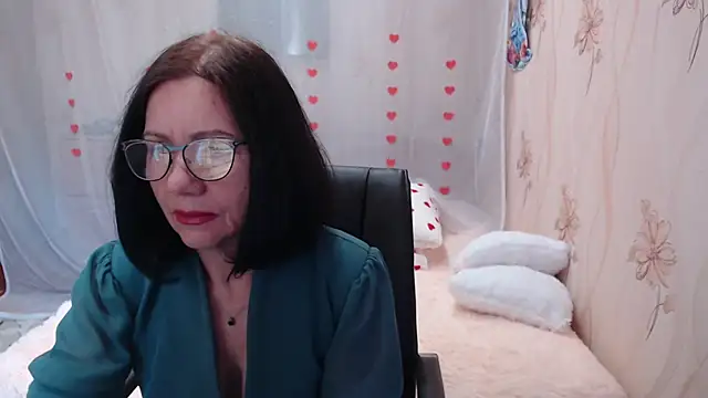Snapshot of OlgaHottie chatting on 6, 3, 2025 OlgaHottie online show from 6, 3, 2025