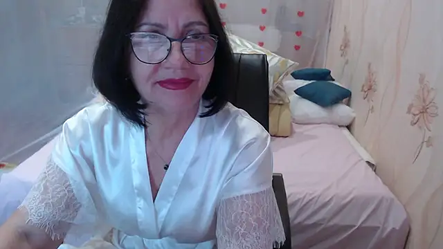 Snapshot of OlgaHottie chatting on 23, 10, 2025 OlgaHottie online show from 23, 10, 2025