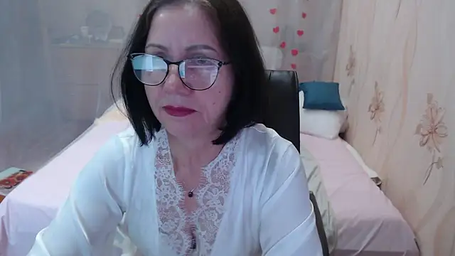 Snapshot of OlgaHottie chatting on 25, 10, 2025 OlgaHottie online show from 25, 10, 2025