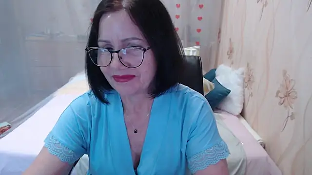 Snapshot of OlgaHottie chatting on 4, 11, 2025 OlgaHottie online show from 4, 11, 2025