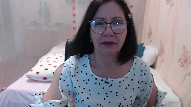 Snapshot of OlgaHottie chatting on 12, 1, 2026 OlgaHottie online show from 12, 1, 2026