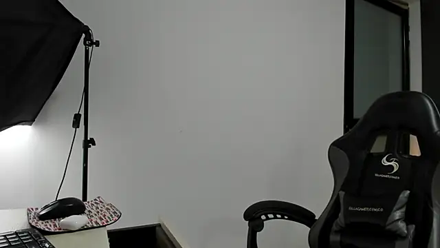 alma fenix online show from 13, 3, 2026