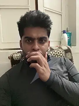 Snapshot of John_desihunk chatting on 17, 5, 2026 John desihunk online show from 17, 5, 2026
