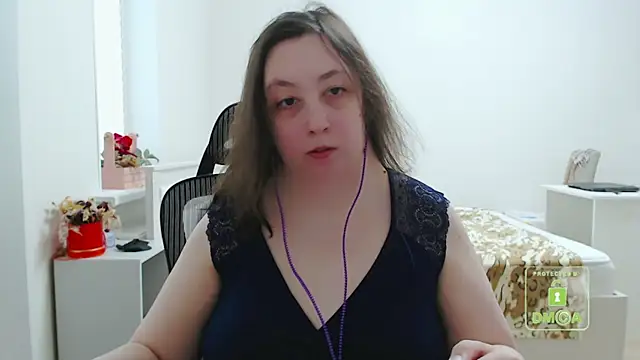 Snapshot of cute_and_hot chatting on 13, 2, 2025 cute and hot online show from 13, 2, 2025