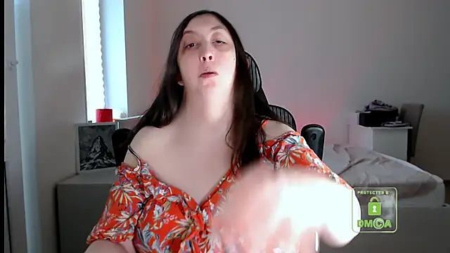 cute and hot online show from 14, 4, 2026