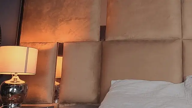 angelinepossy online show from 12, 9, 2025