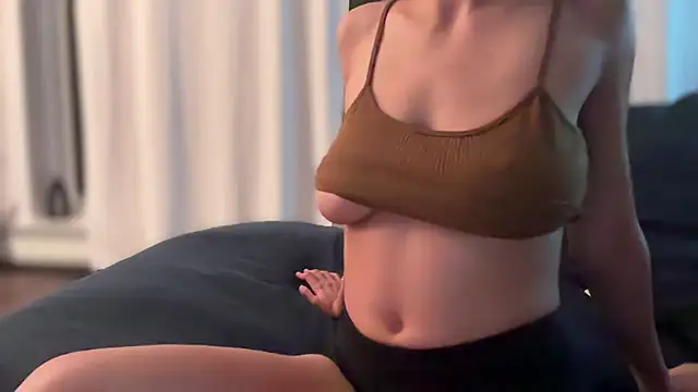 senioritaZol online show from 5, 10, 2025