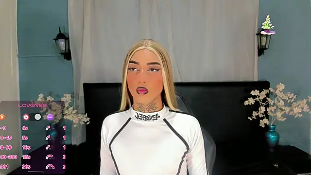 Snapshot of Angel21___ chatting on 23, 12, 2024 Angel21 online show from 23, 12, 2024