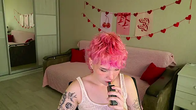 Snapshot of School_Love chatting on 18, 9, 2025 School Love online show from 18, 9, 2025