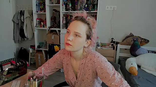 Snapshot of School_Love chatting on 18, 2, 2026 School Love online show from 18, 2, 2026