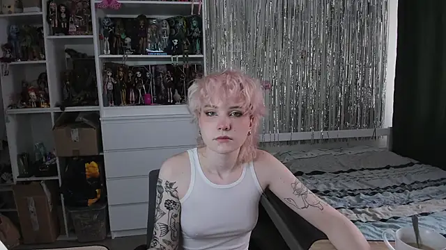 Snapshot of School_Love chatting on 26, 3, 2026 School Love online show from 26, 3, 2026