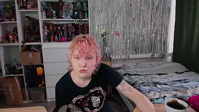 Snapshot of School_Love chatting on 27, 3, 2026 School Love online show from 27, 3, 2026