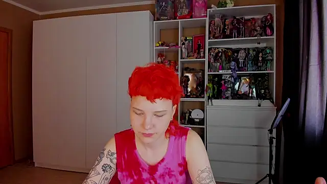 School Love online show from 25, 5, 2026
