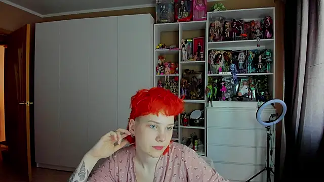 School Love online show from 29, 5, 2026