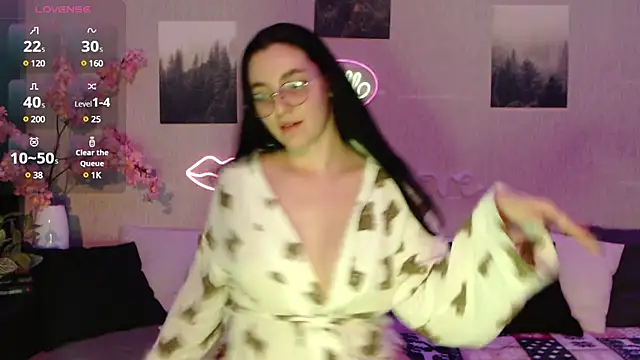 Snapshot of Fluffy_Tiffy chatting on 12, 1, 2025 Fluffy Tiffy online show from 12, 1, 2025