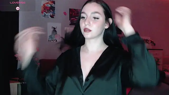 Snapshot of Fluffy_Tiffy chatting on 25, 2, 2025 Fluffy Tiffy online show from 25, 2, 2025