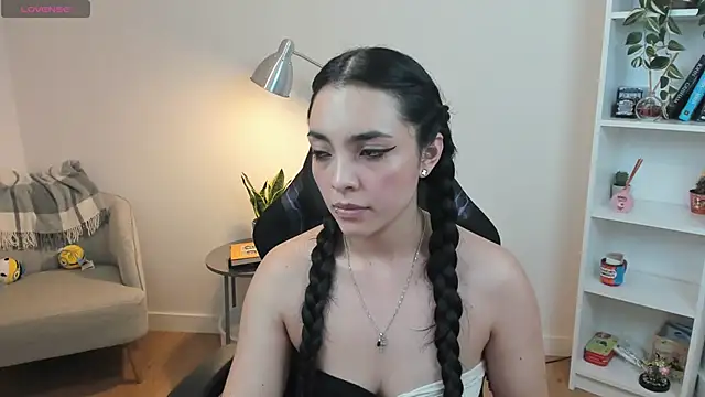 Snapshot of _BellaEvans_ chatting on 25, 2, 2025  BellaEvans  online show from 25, 2, 2025