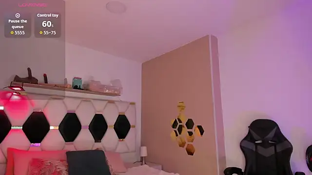 Snapshot of North-Dio chatting on 29, 9, 2025 North-Dio online show from 29, 9, 2025