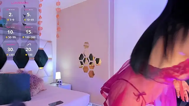 Snapshot of North-Dio chatting on 5, 10, 2025 North-Dio online show from 5, 10, 2025