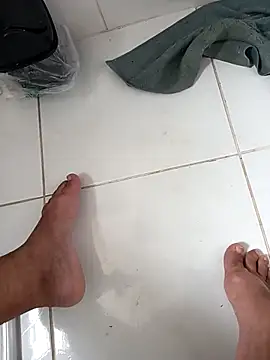 lobomisterioso13 online show from 12, 2, 2026