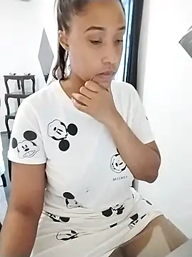 LadyEbonyX online show from 17, 2, 2025