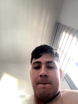 Snapshot of Castrillon_diego chatting on 17, 9, 2025 Castrillon diego online show from 17, 9, 2025