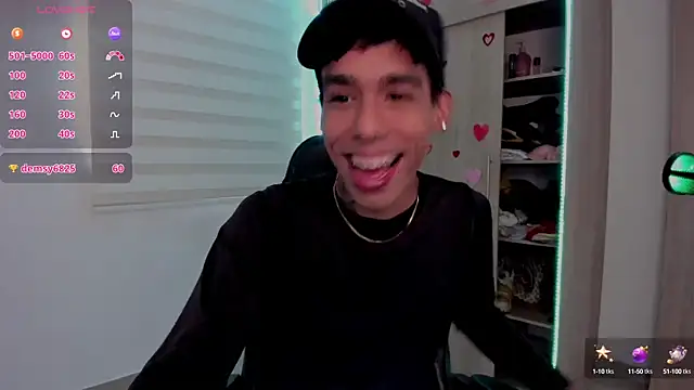 Snapshot of aldrinwhite chatting on 10, 2, 2025 aldrinwhite online show from 10, 2, 2025