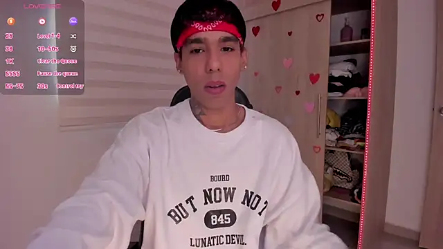 Snapshot of aldrinwhite chatting on 14, 2, 2025 aldrinwhite online show from 14, 2, 2025