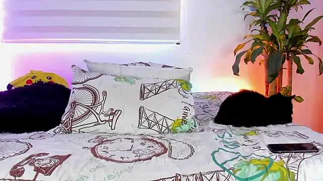 Snapshot of aldrinwhite chatting on 26, 9, 2025 aldrinwhite online show from 26, 9, 2025