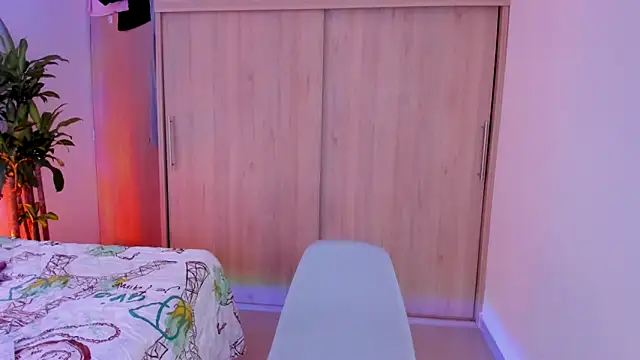 Snapshot of aldrinwhite chatting on 6, 11, 2025 aldrinwhite online show from 6, 11, 2025