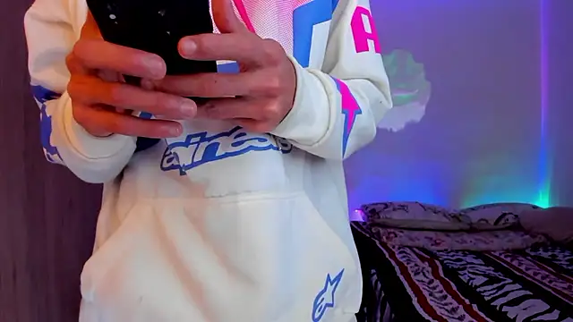 Snapshot of aldrinwhite chatting on 8, 1, 2026 aldrinwhite online show from 8, 1, 2026