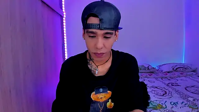 Snapshot of aldrinwhite chatting on 13, 1, 2026 aldrinwhite online show from 13, 1, 2026