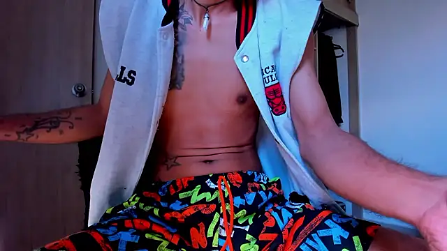 Snapshot of aldrinwhite chatting on 14, 1, 2026 aldrinwhite online show from 14, 1, 2026