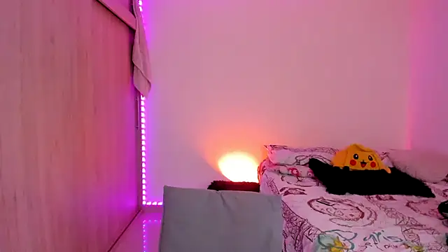 Snapshot of aldrinwhite chatting on 2, 2, 2026 aldrinwhite online show from 2, 2, 2026