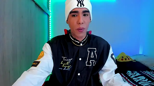 Snapshot of aldrinwhite chatting on 11, 2, 2026 aldrinwhite online show from 11, 2, 2026