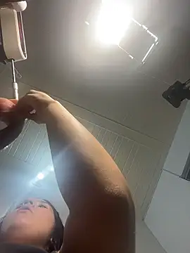 hally berry     online show from 14, 2, 2026