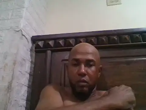 Frankie0880 online show from 31, 12, 2024