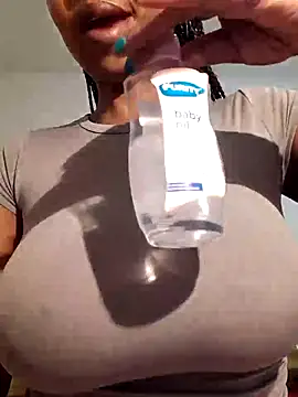 Snapshot of realsquirter chatting on 26, 9, 2025 realsquirter online show from 26, 9, 2025