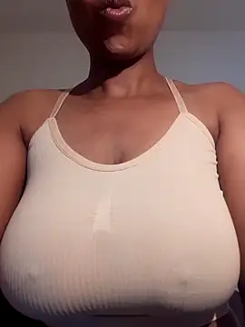 Snapshot of realsquirter chatting on 11, 3, 2026 realsquirter online show from 11, 3, 2026