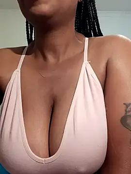 Snapshot of realsquirter chatting on 17, 5, 2026 realsquirter online show from 17, 5, 2026
